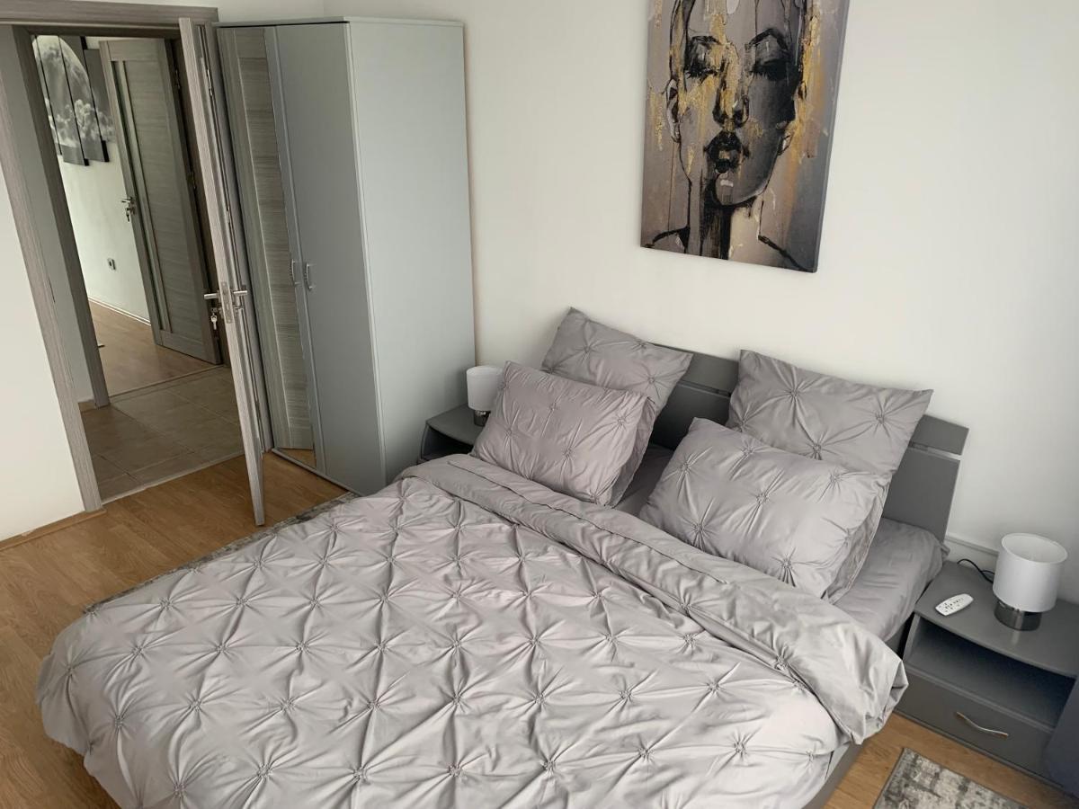 Victoriei Boulevard Private Apartment Brašov Exteriér fotografie