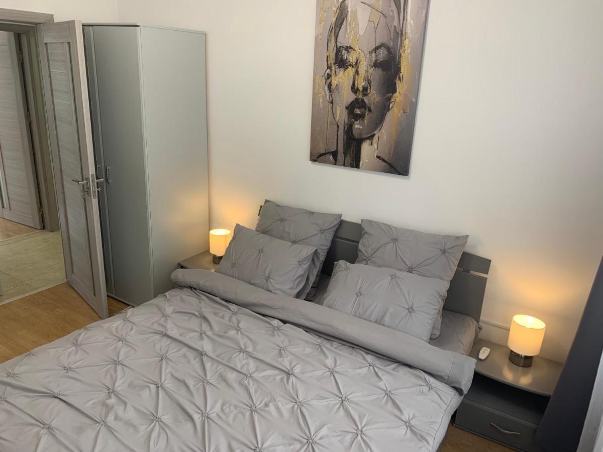 Victoriei Boulevard Private Apartment Brašov Exteriér fotografie